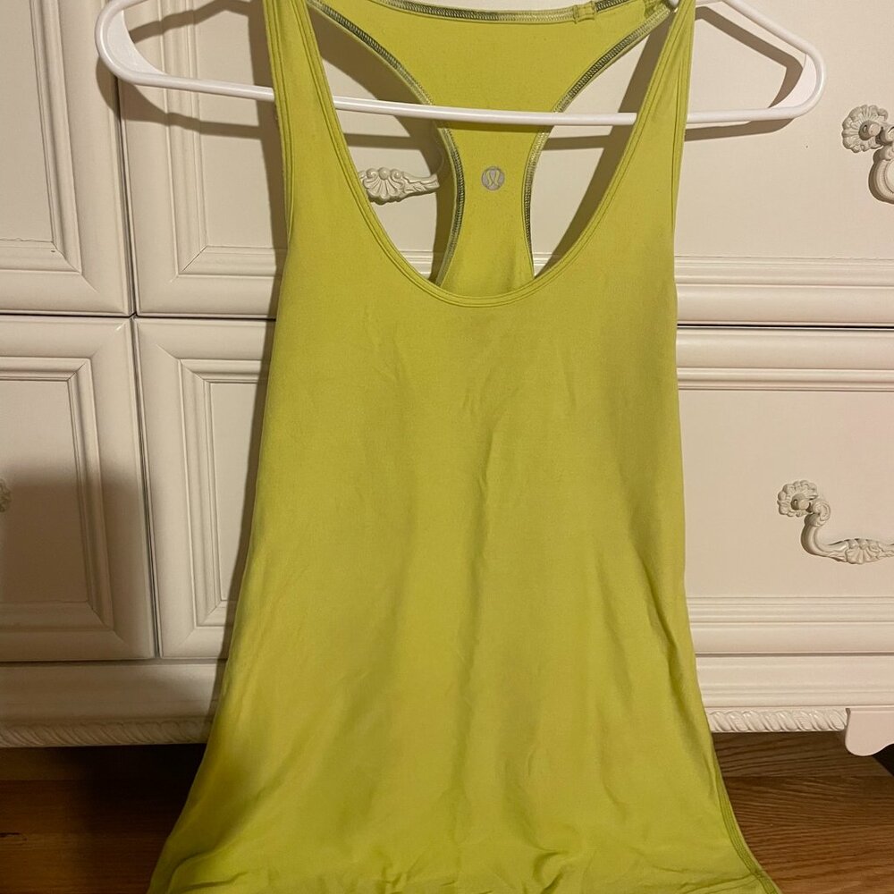 Lululemon neon green tank, hip length